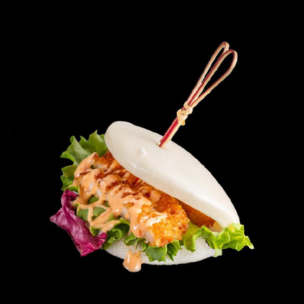 Pan bao de pollo frito